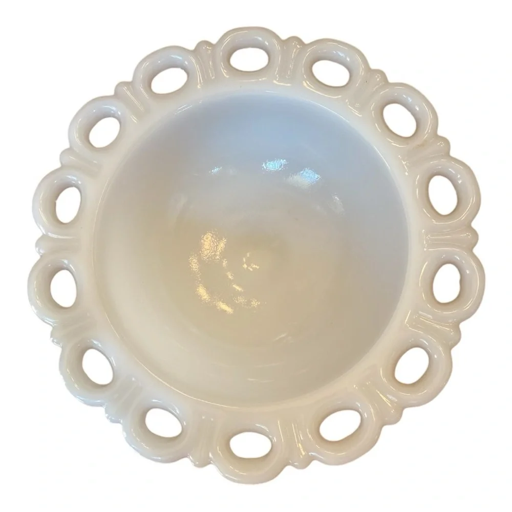 VTG Anchor Hocking Old Colony Milk Glass Lace Edge Pedestal Bowl Compote